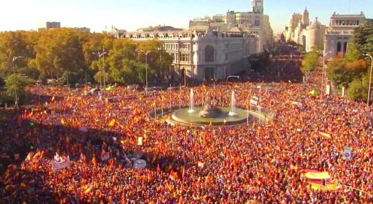 Protestan cientos de miles vs Pedro Sánchez