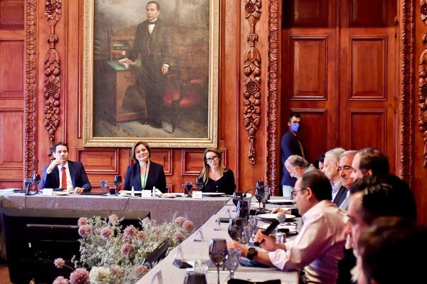 Encabeza Maru Campos primera reunión del Consejo Hacendario￼