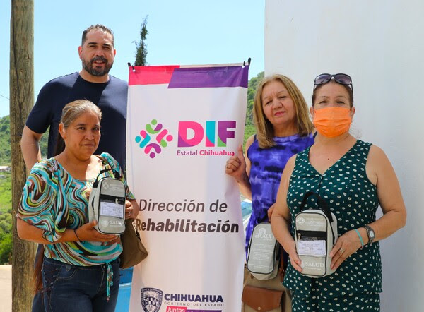 <strong>Entrega DIF Estatal aparatos auditivos a habitantes de los municipios de Chínipas, Guazapares y Urique</strong>
