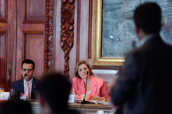 <strong>Se reúne Gobernadora Maru Campos con integrantes del Consejo Coordinador Empresarial</strong>